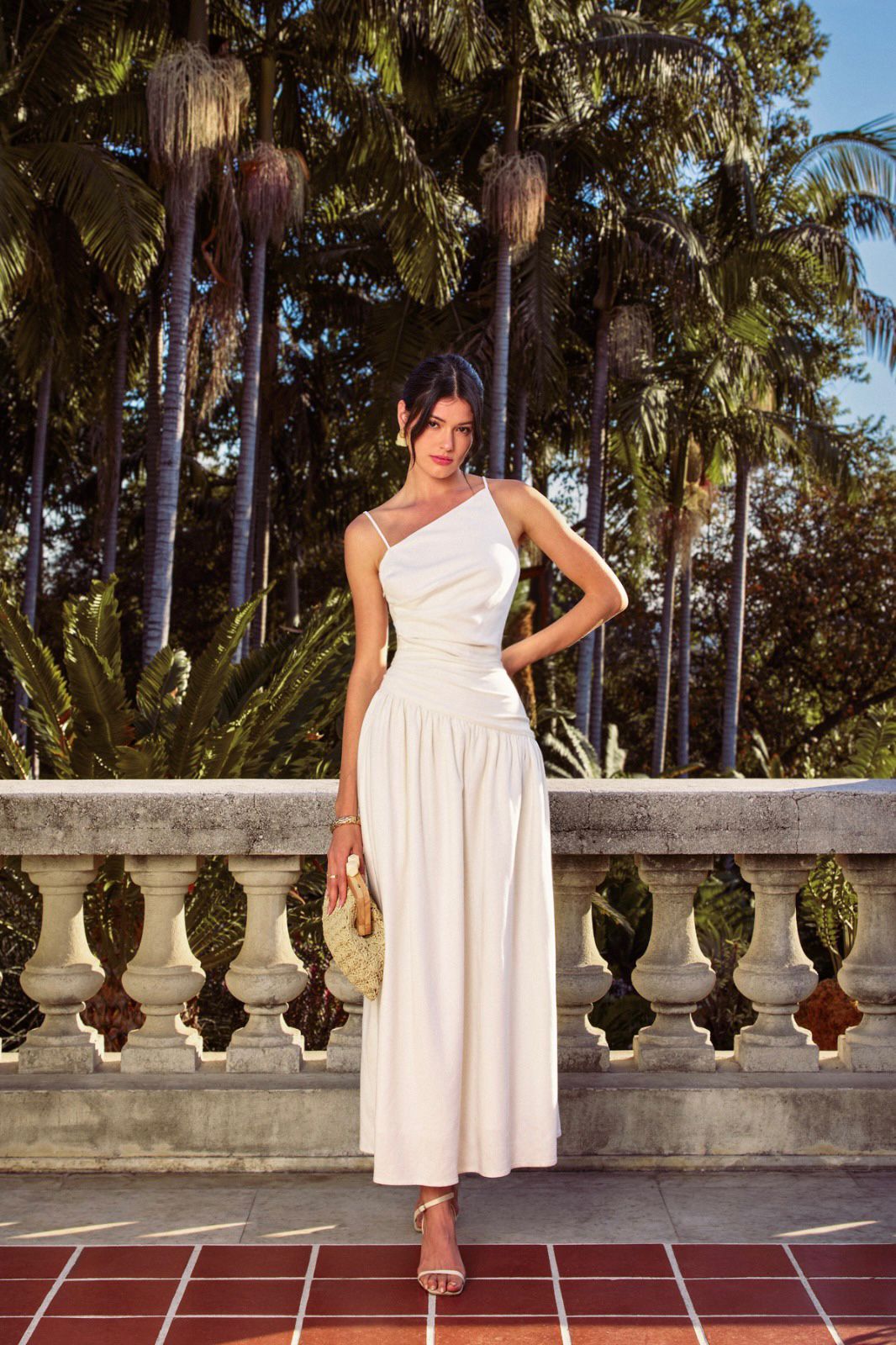 IVORY WHISPER