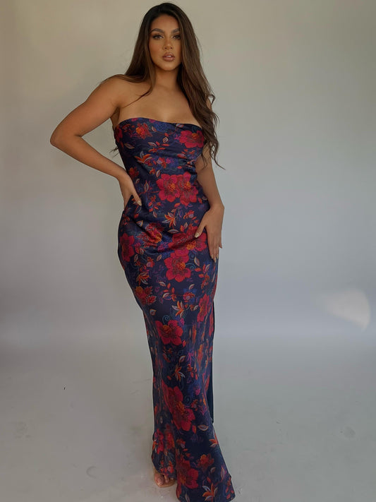 ORIENTAL DRESS